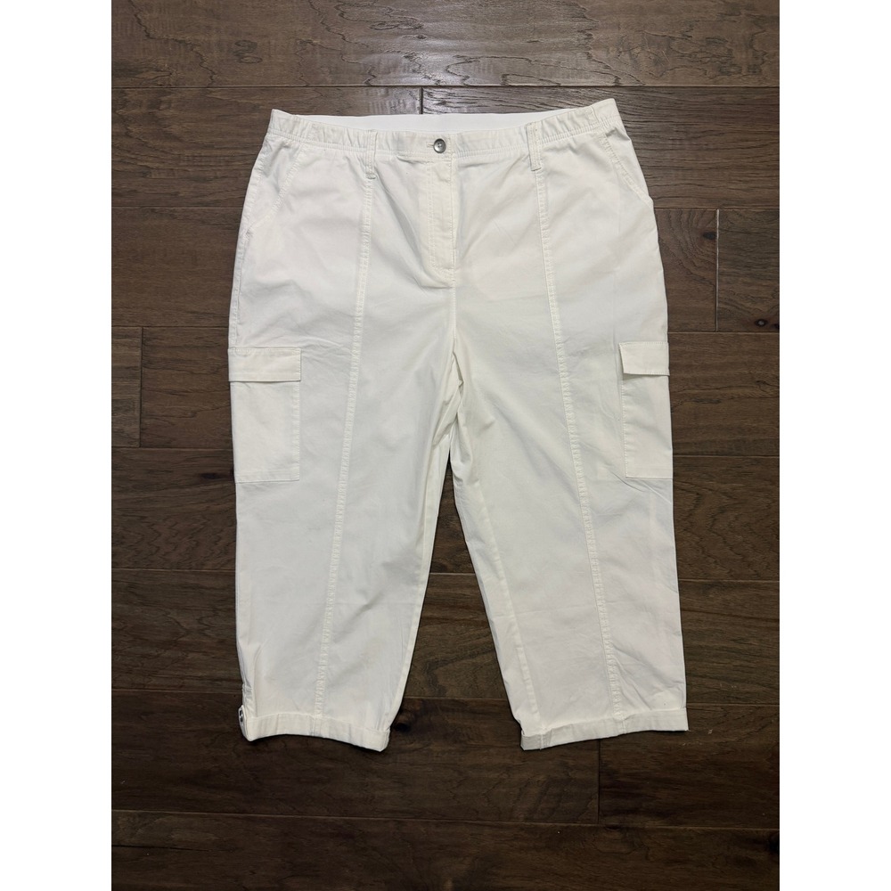Chicos White Cargo Capri Pants Size 2.5 Stretch Cotton Cropped Utility Trousers